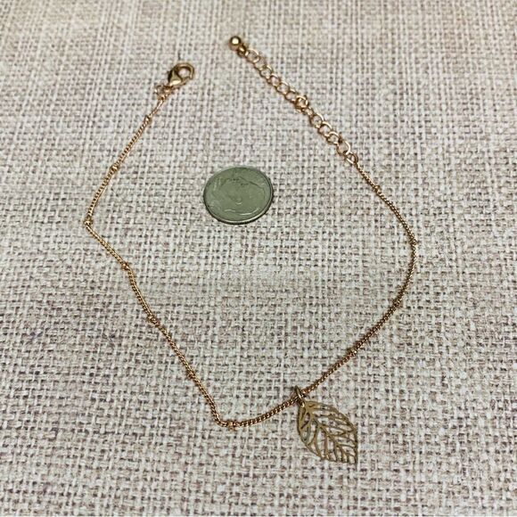 Rose Gold Leaf Anklet - Picture 3 of 3